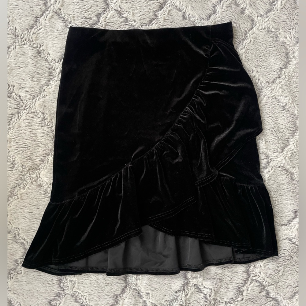 Urban Outfitters black velvet ruffle mini skirt